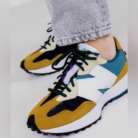 New Balance Shoes - New Balance 327 Workwear Moonstone Retro Runner Sneakers